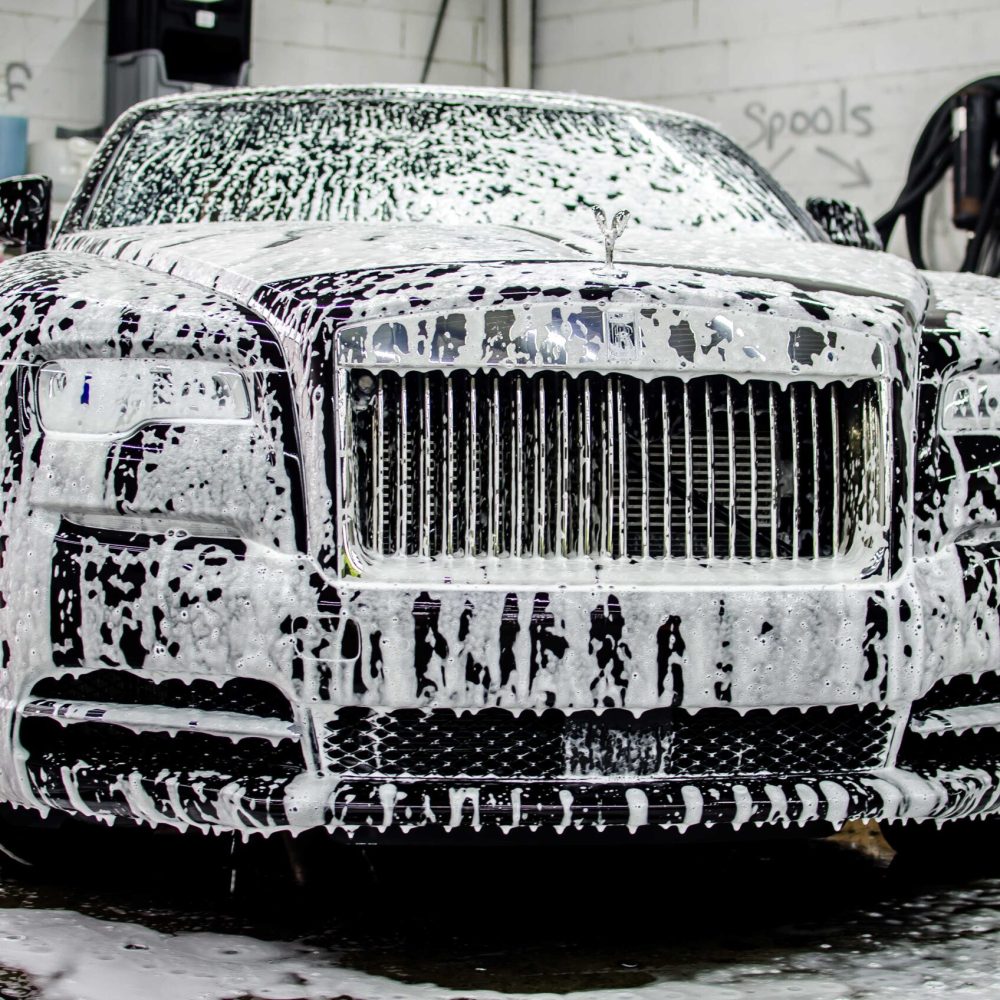 63eaaeb975600d0144baefb1_car-detailing-houston-4
